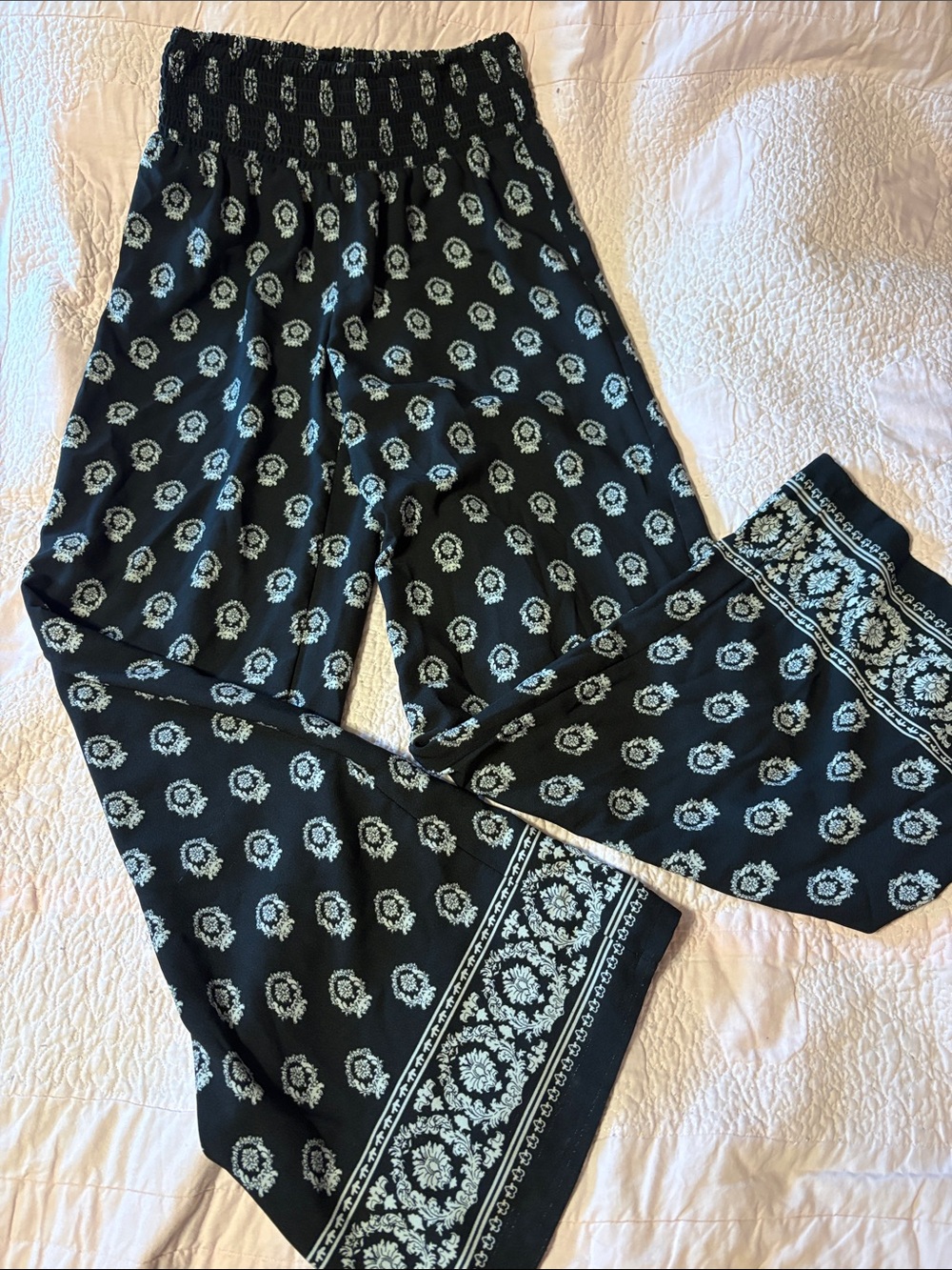Joe B Black Wide-Leg Pants with White Floral Medallion Print